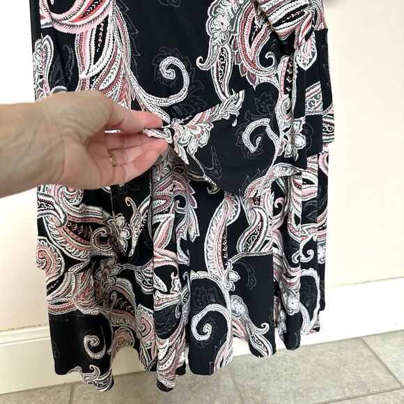 Signature Robbie Bee Dress XL Black Paisley Faux Wrap Stretch Midi Tiered NWT - Picture 5 of 9